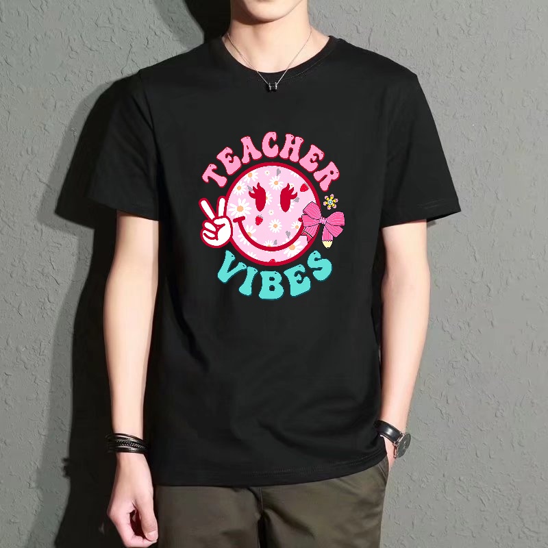 Street Fashion Vibes - Men's Black Round-Neck Short-Sleeved T-Shirt with