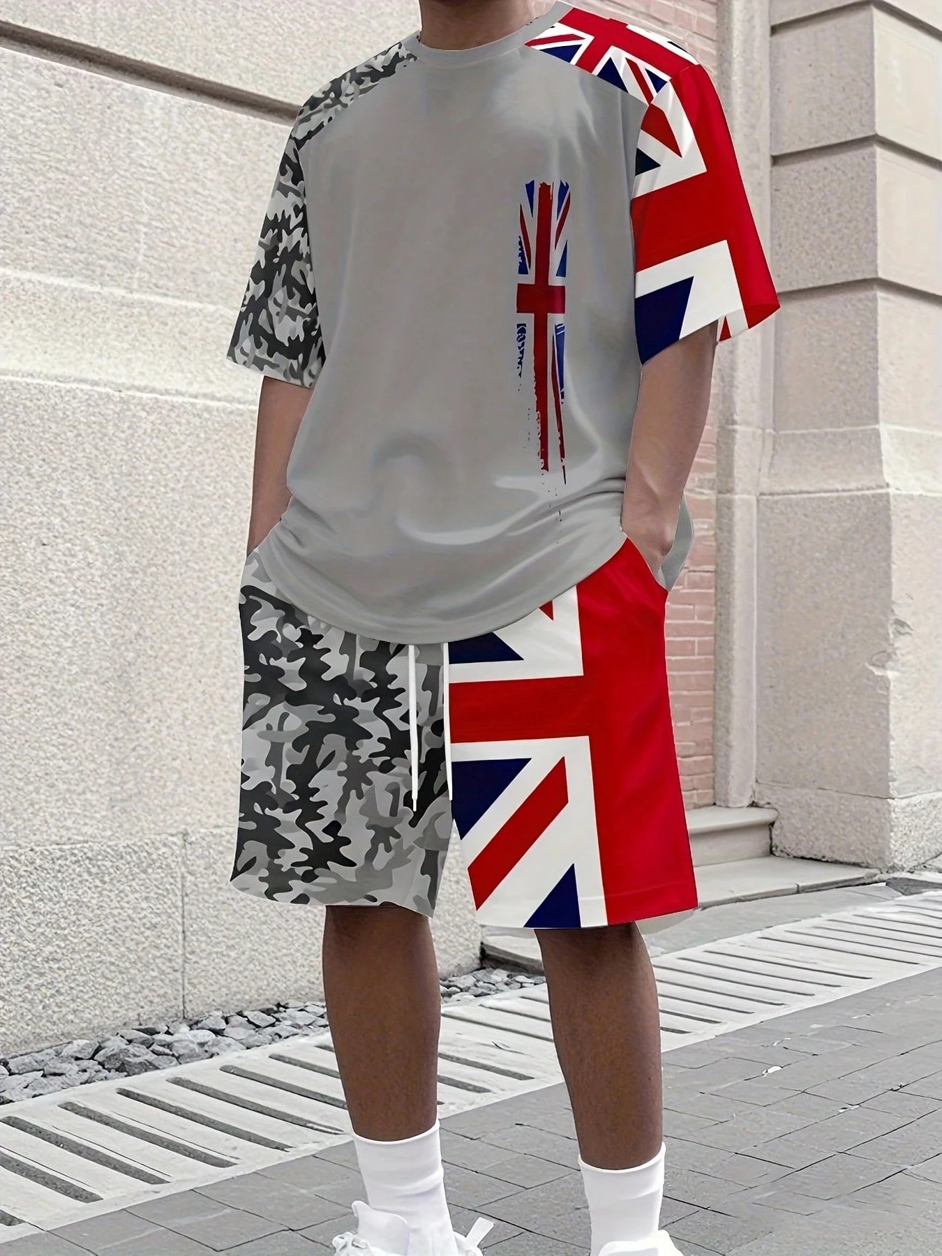 Street Fashion In China - 2026 Summer New Men's Short-Sleeved Set