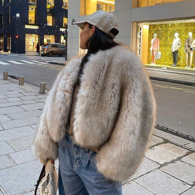 Street Fashion Week - Iconic Street Fashion Week Luxury Brand