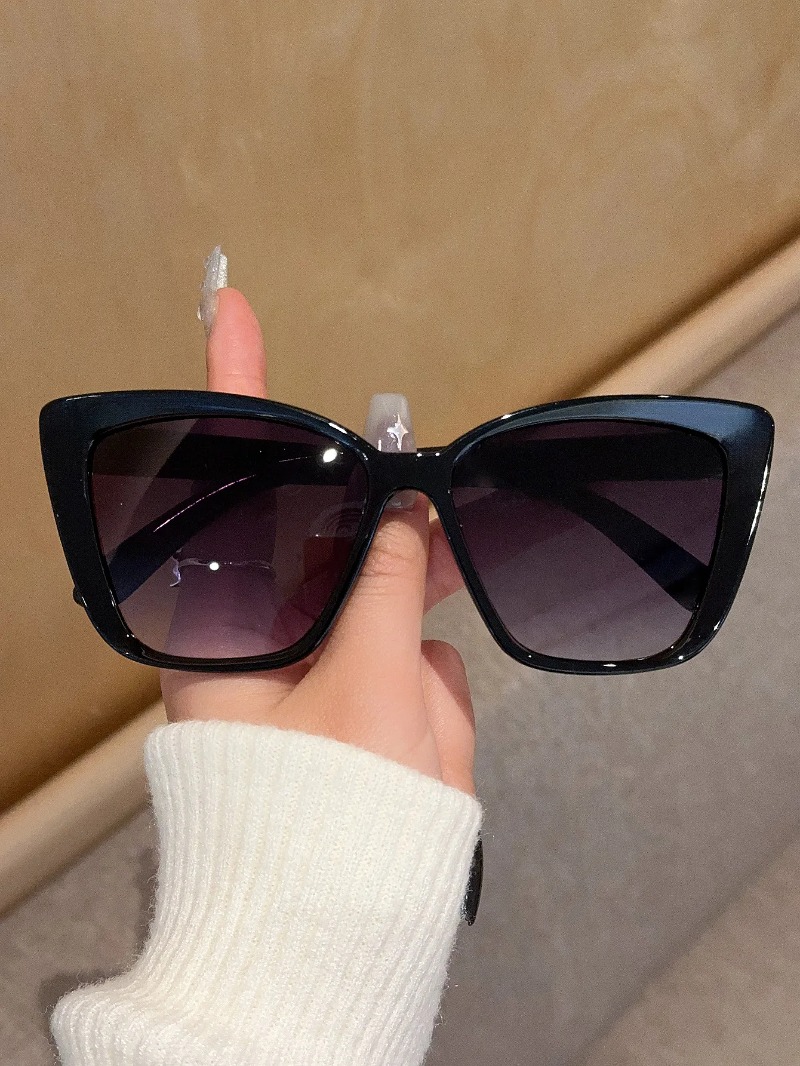 Trendy Cat Eye Sunglasses for  - đánh giá và giá Street Fashion Glasses