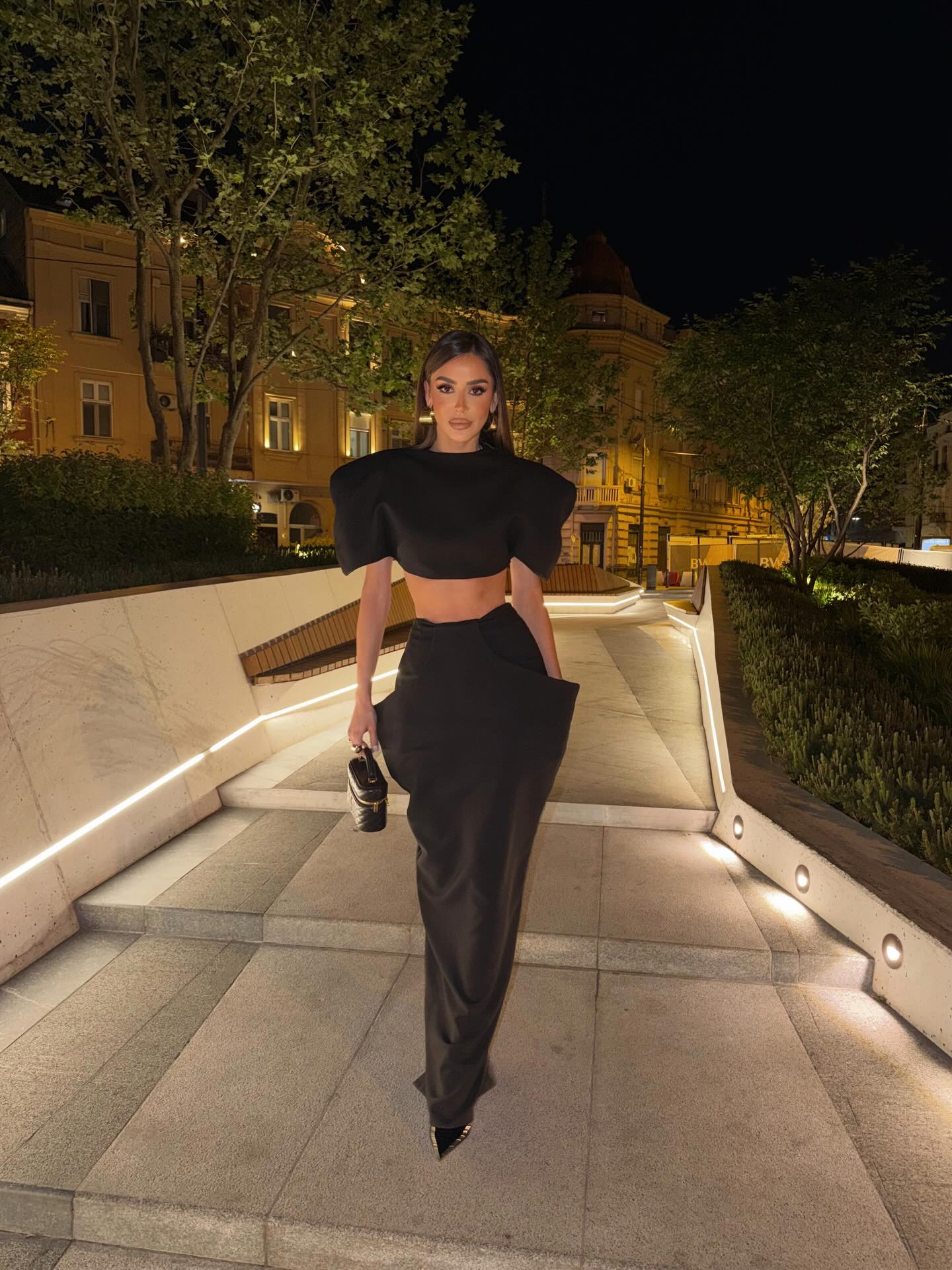 Fashion Week Style Black Two P - đánh giá và giá Street Fashion Week