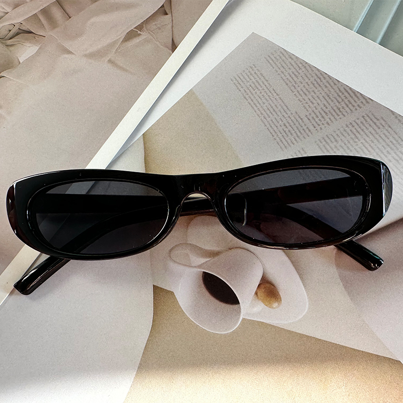 Women's Retro Oval Sunglasses  - đánh giá và giá Street Fashion Glasses